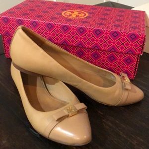 Tory Burch flat nude shoe